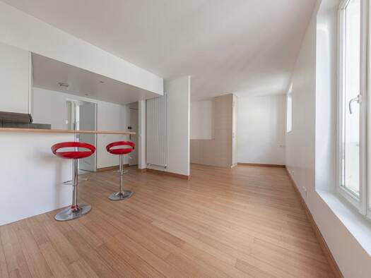 Appartement à vendre 290 000 € 1 pièce 28 m² Étage 3/5 Paris 14ème arrondissement 75014