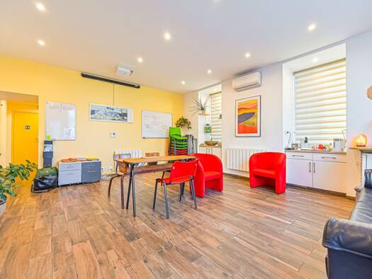 Local commercial à vendre 407 000 € 85,6 m² de surface de vente Bercy Paris 12ème arrondissement 75012