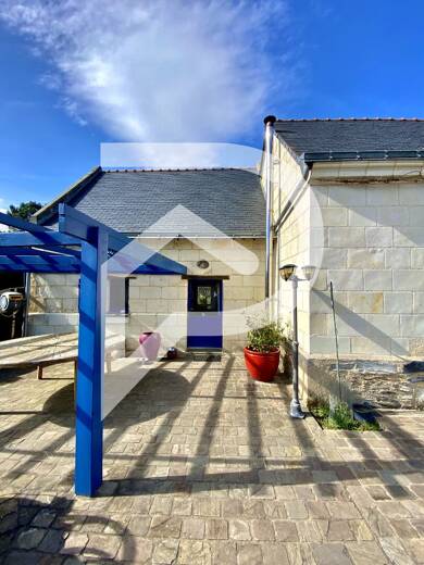 Maison à vendre 359 000 € 11 pièces 7 chambres 200 m² 3 216 m² de terrain Beaufort-Ecart Beaufort en Anjou 49250