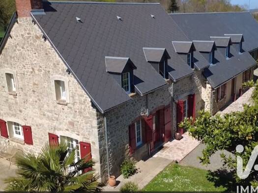 Maison à vendre 580 000 € 16 pièces 10 chambres 308 m² 8 946 m² de terrain Isigny-le-Buat 50540