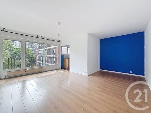 Appartement à louer 726 € 1 pièce 40 m² 3ème étage Brunoy 91800