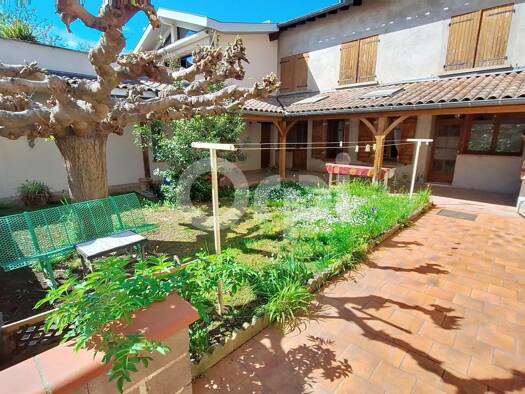 Maison de ville à vendre 579 000 € 6 pièces 5 chambres 194 m² 250 m² de terrain Centre Blagnac 31700