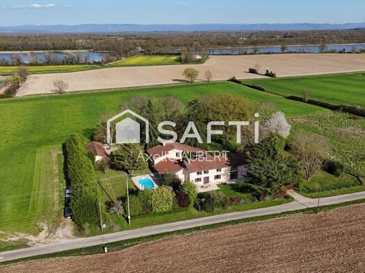 Demeure à vendre 849 000 € 14 pièces 8 chambres 399 m² 10 987 m² de terrain Saint-Nizier-le-Désert 01320