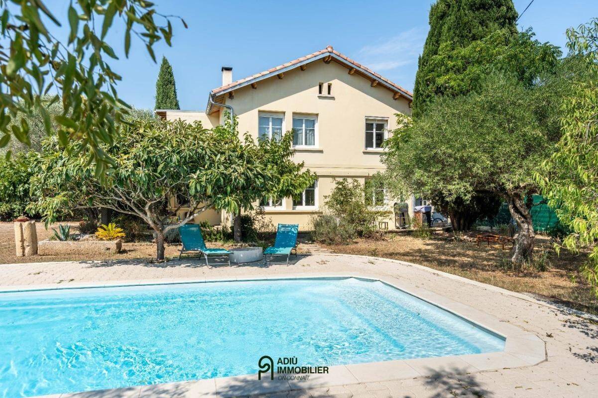 Maison à vendre, 130m², REMOULINS