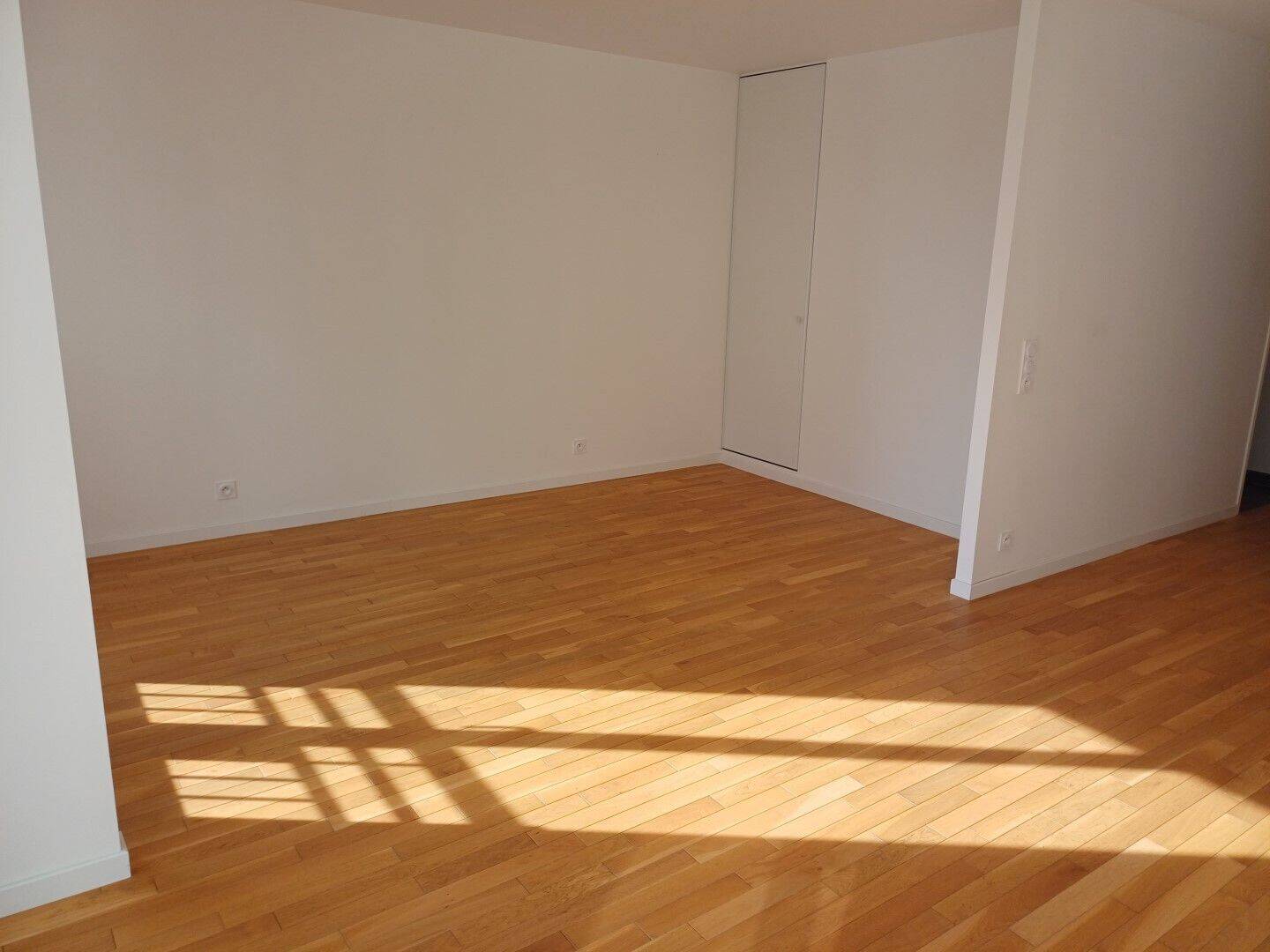 Maison à louer, 38m², SAINT MAUR DES FOSSES