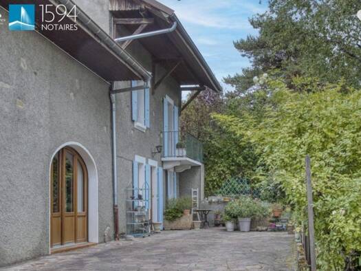 Maison à vendre 580 000 € 7 pièces 6 chambres 1 432 m² de terrain Cranves-Sales 74380
