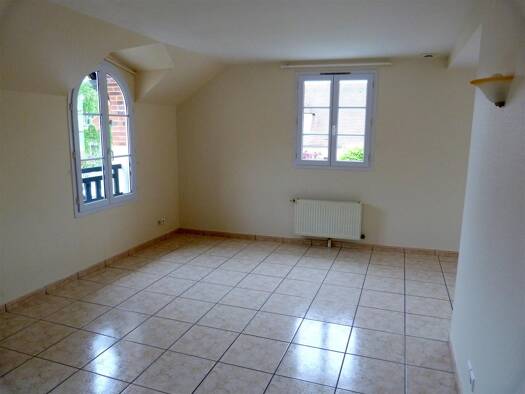 Appartement à louer 790 € 2 pièces 1 chambre 54 m² Étage 1/1 Chartrettes 77590