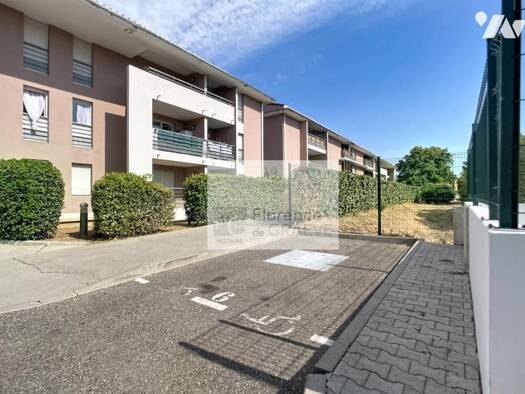 Appartement en viager occupé Bouquet 112 400 € 3 pièces 2 chambres 73,72 m² Étage 1/2 Avignon 84140