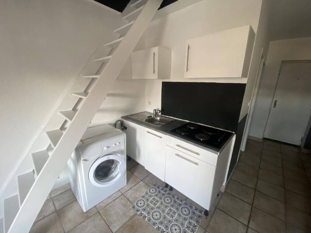 Maison à louer, 24m², TASSIN LA DEMI LUNE