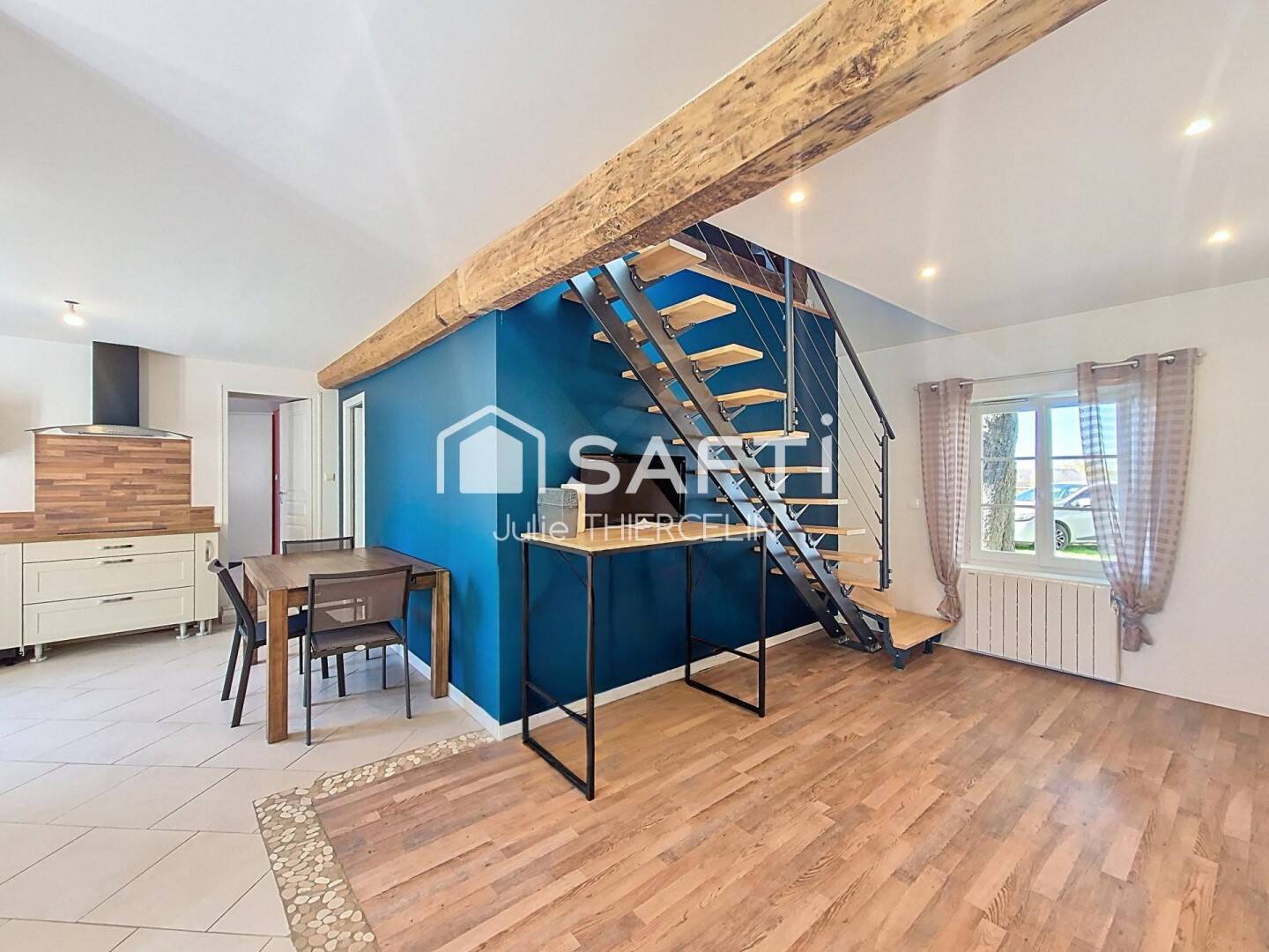 Maison à vendre, 135m², NEUVILLE AUX BOIS