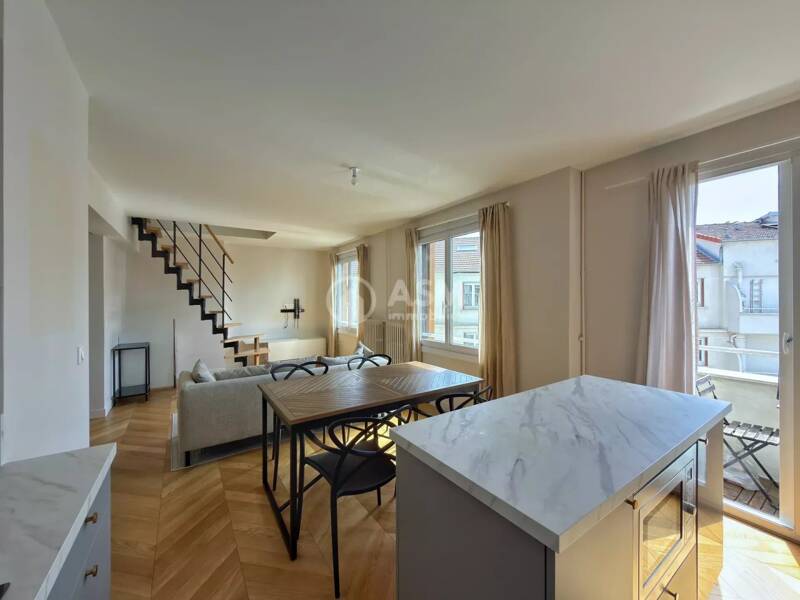 Maison à louer, 45m², COURBEVOIE