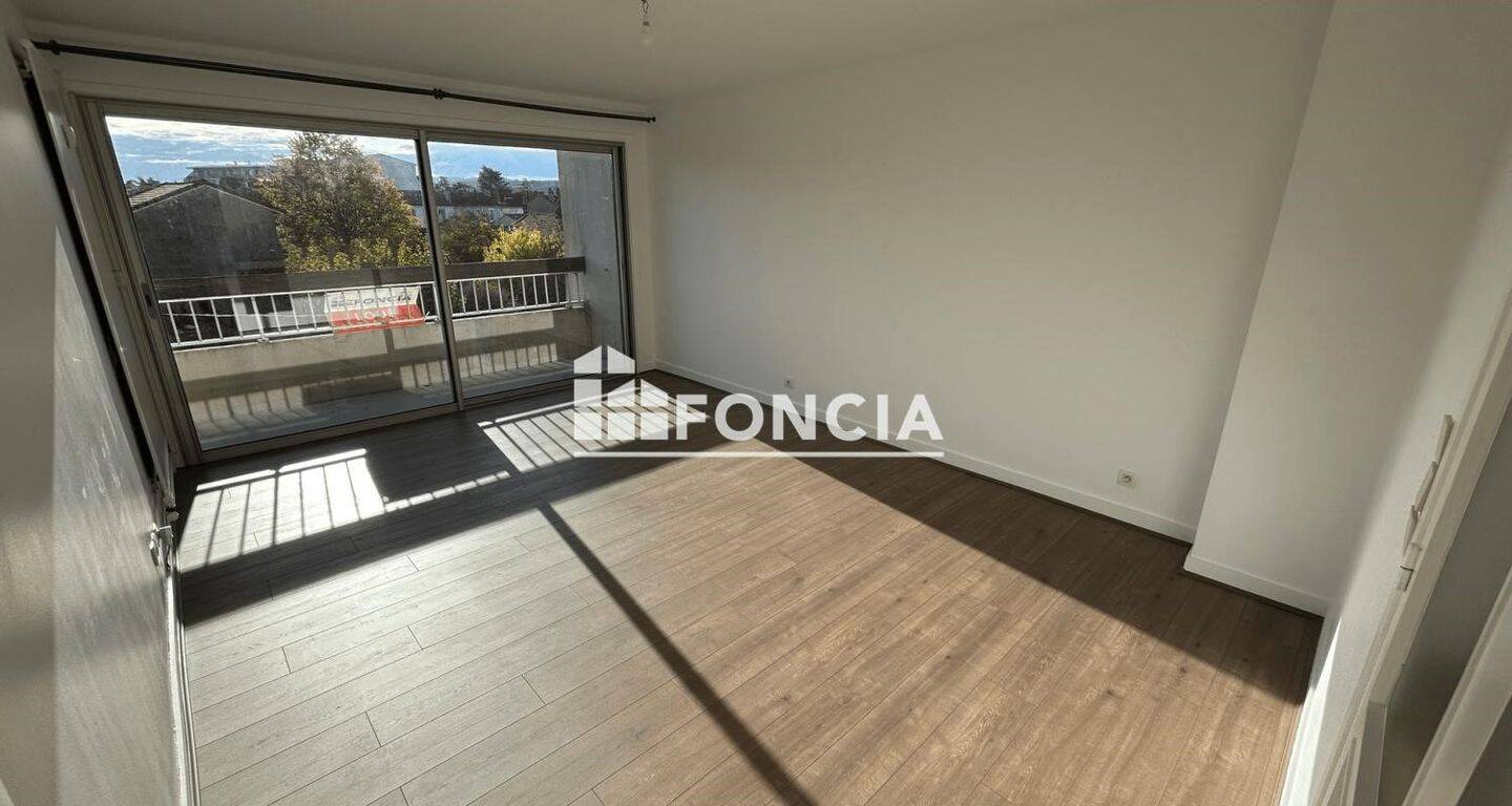 Maison à louer, 51m², VALENCE