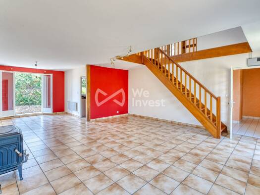 Maison à vendre 330 000 € 5 pièces 4 chambres 128,61 m² 700 m² de terrain Villefontaine 38090