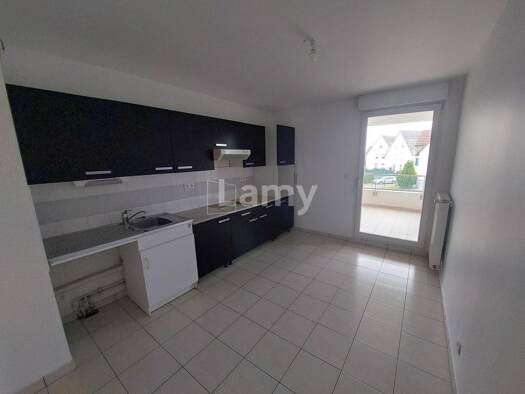 Appartement à louer 1 088 € 4 pièces 98,7 m² Étage 1/3 Munchacker-Matzacker-Baerenfeld-Saint Joseph-Marxenhouse Haguenau 67500