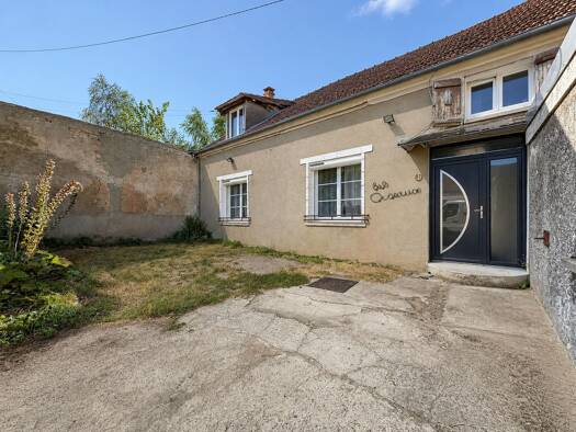 Maison à vendre 158 000 € 5 pièces 3 chambres 154 m² 1 060 m² de terrain Saponay 02130