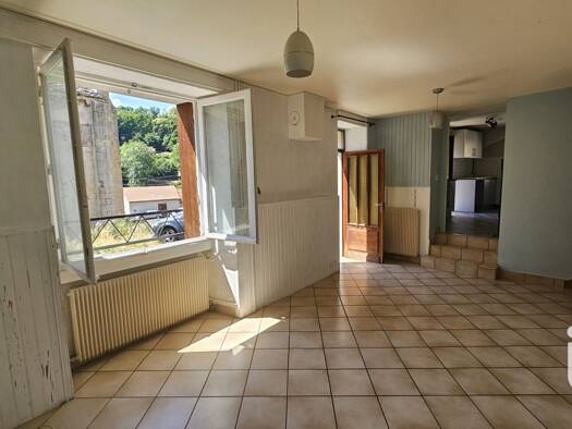 Maison à vendre 130 000 € 3 pièces 2 chambres 71 m² Chanonat 63450