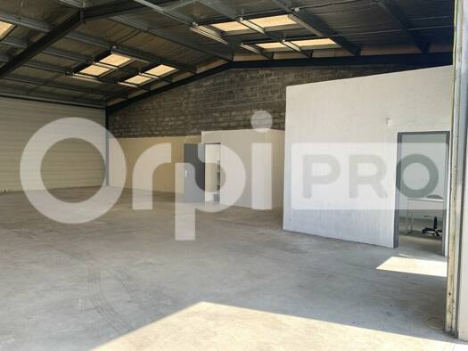 Entrepôt à louer 3 122 € 400 m² d'espace de stockage Marcheprime 33380