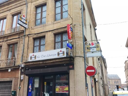 Immeuble à vendre 74 990 € 56 m² Centre Sedan 08200