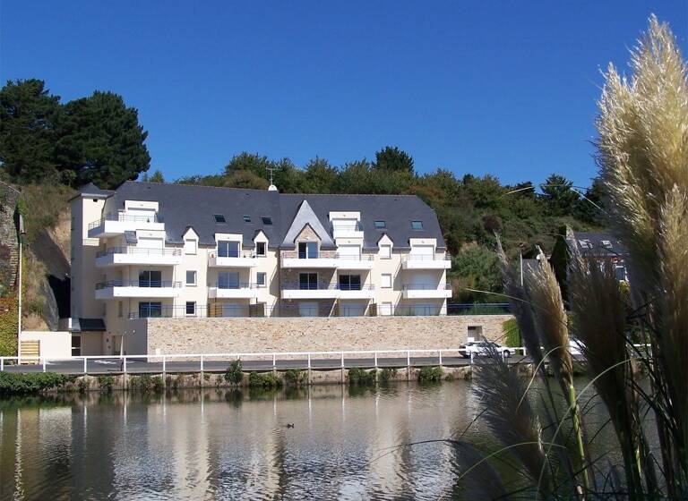 Appartement à louer 490 € 2 pièces 1<br/>chambre 40 m²<br/>superficie RDC<br/>étage Pléneuf-Val-André 22370
