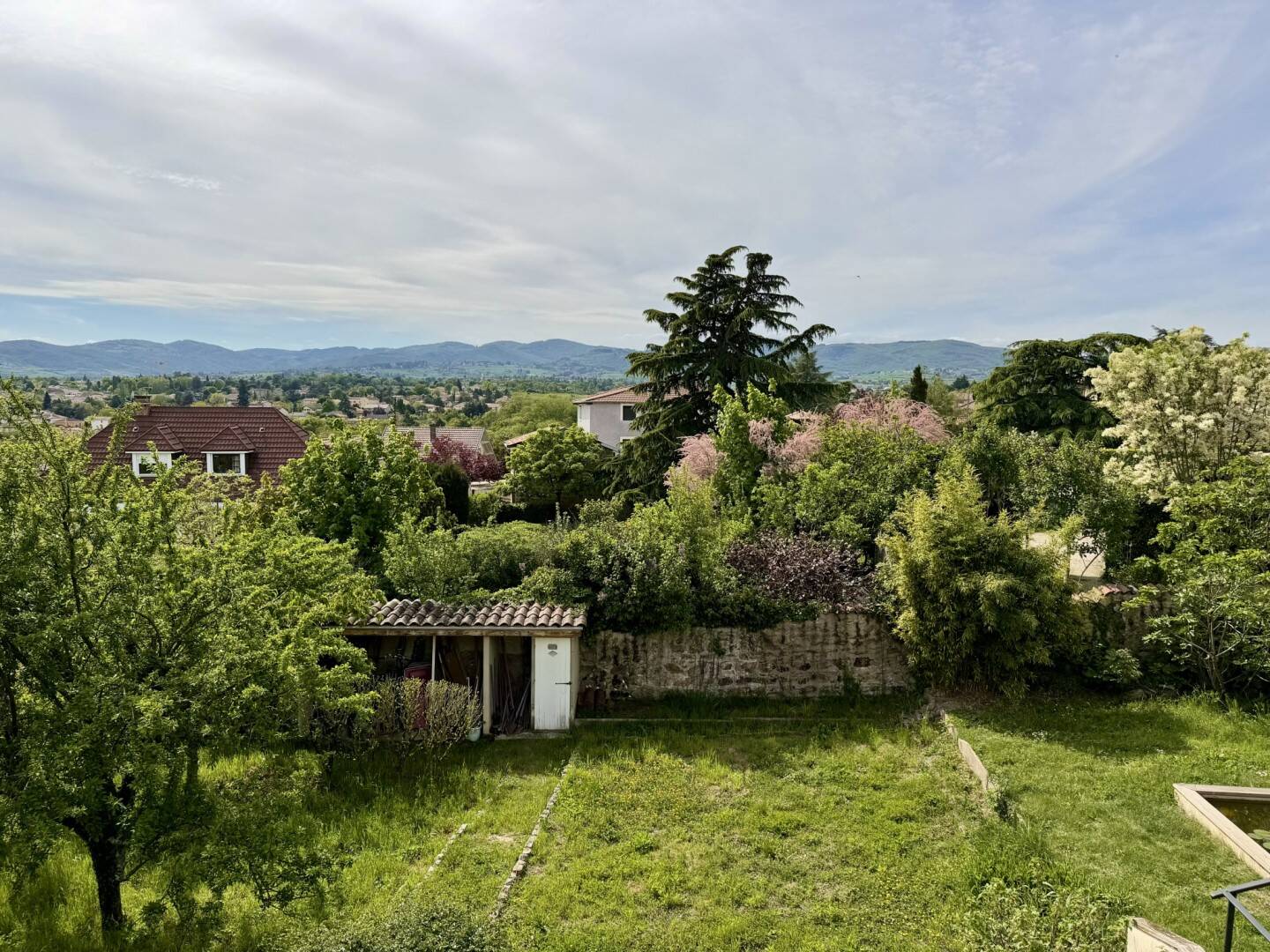 Maison à vendre, 150m², SAINT GENIS LES OLLIERES