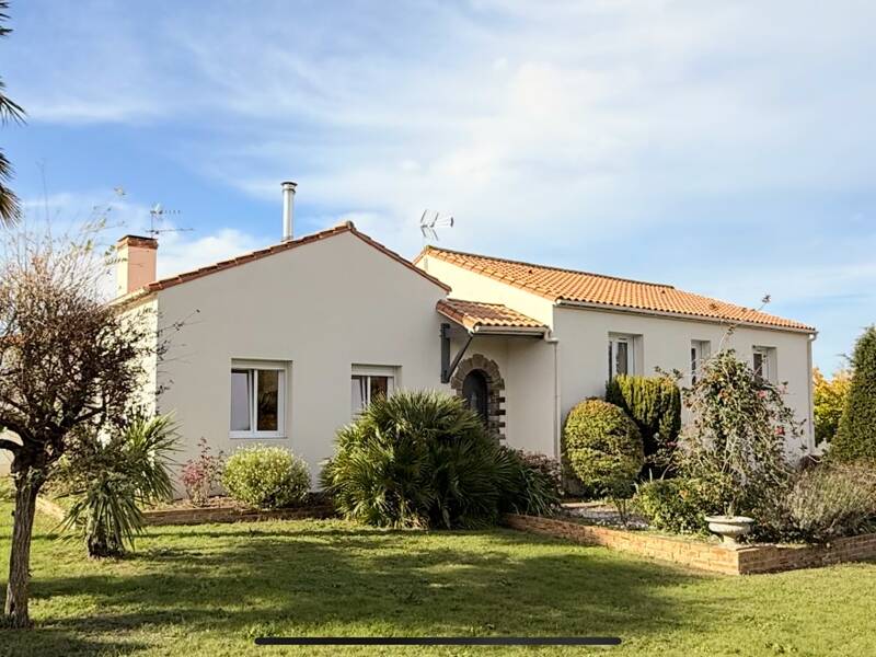 Maison à vendre, 135m², SAINT MARS DE COUTAIS