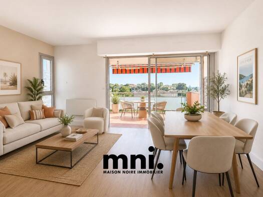 Appartement à vendre 245 000 € 2 pièces 1 chambre 45 m² Étage 3/4 Pin Rolland-Maregau Saint-Mandrier-sur-Mer 83430