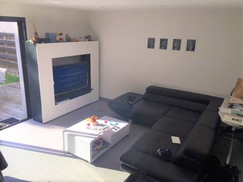 Maison à louer, 92m², CAILLOUX SUR FONTAINES