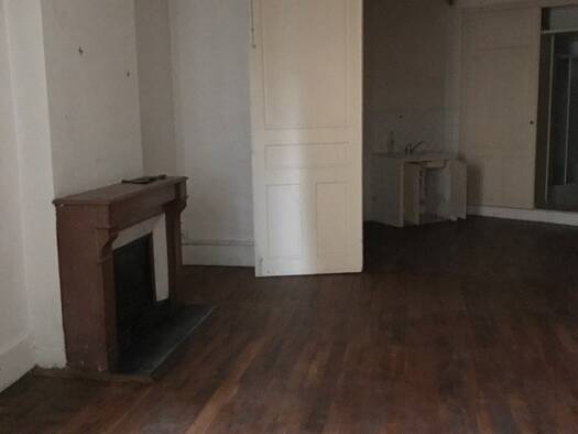 Appartement à louer 320 € 2 pièces 1 chambre 45 m² Centre Ville Annonay 07100