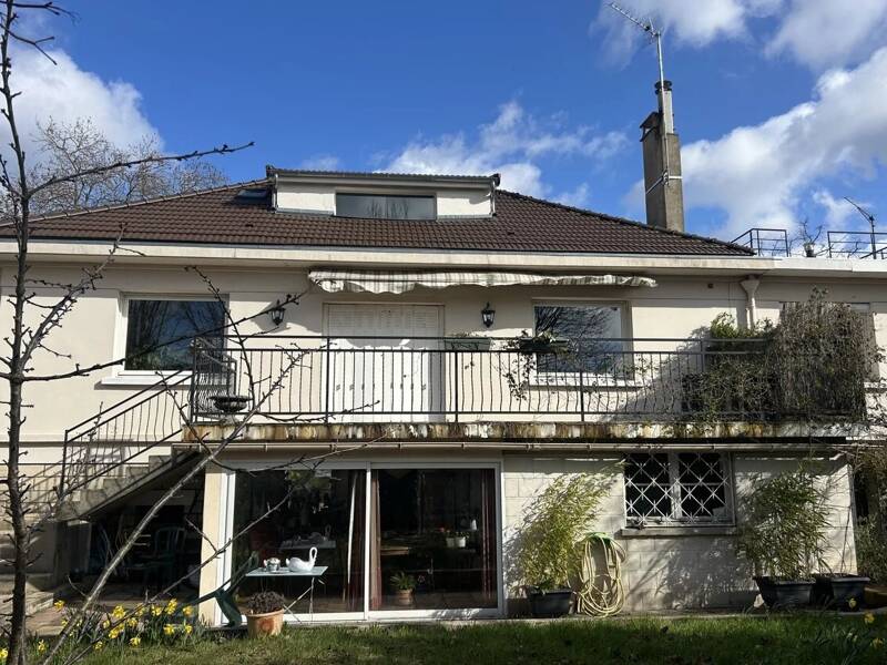 Maison à vendre, 250m², SAINT MAUR DES FOSSES
