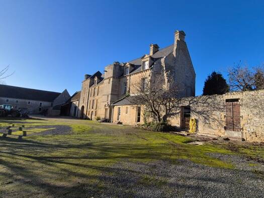 Château à vendre 1 050 000 € 10 pièces 1 chambre 300 m² 7 500 m² de terrain Bayeux 14400