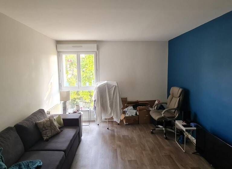 Appartement à vendre 130 000 € 2 pièces 1<br/>chambre 41 m²<br/>superficie 1er<br/>étage Montmorency 95160