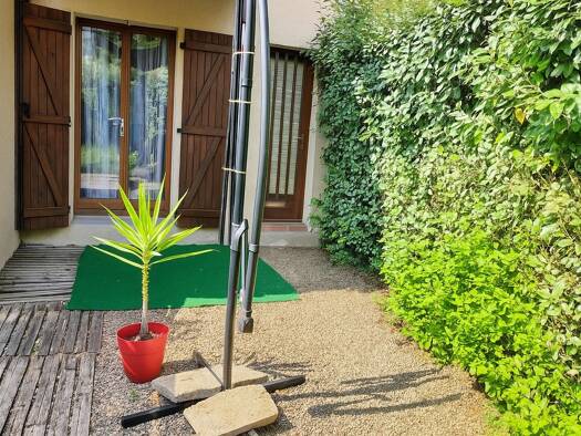 Duplex à vendre 140 000 € 3 pièces 2 chambres 61 m² RDC Bourg Neuf Mont-de-Marsan 40000