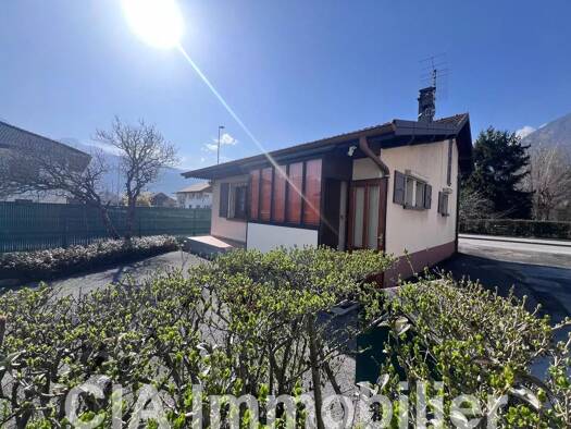 Maison à vendre 273 000 € 4 pièces 1 chambre 61 m² 885 m² de terrain Sud Marignier 74970