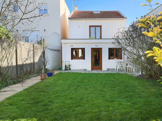 Maison à vendre 595 000 € 5 pièces 3 chambres 125 m² 222 m² de terrain Ormes Romainville 93230