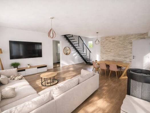 Maison à vendre 320 000 € 6 pièces 4 chambres 123 m² 745 m² de terrain Mainvillers 57380