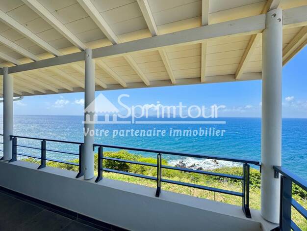 Duplex à louer 1 750 € 4 pièces 3 chambres 114 m² 1er étage Vieux Fort 97141