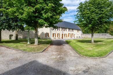 Maison à vendre 890 000 € 8 pièces 6 chambres 282 m² 45 450 m² de terrain Bayeux 14400