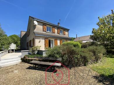 Maison à vendre 203 000 € 7 pièces 5 chambres 137 m² 1 170 m² de terrain Gespunsart 08700