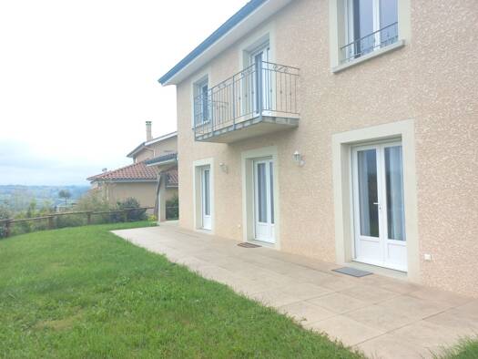 Maison à louer 1 100 € 5 pièces 3 chambres 139 m² Meys 69610