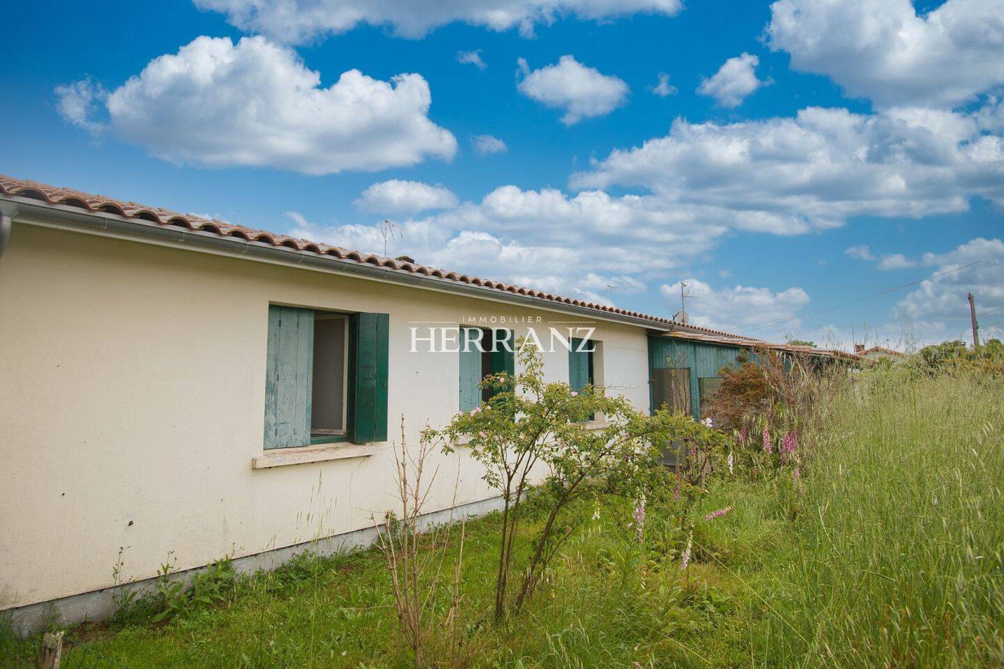 Maison à vendre, 124m², LES EGLISOTTES ET CHALAURES