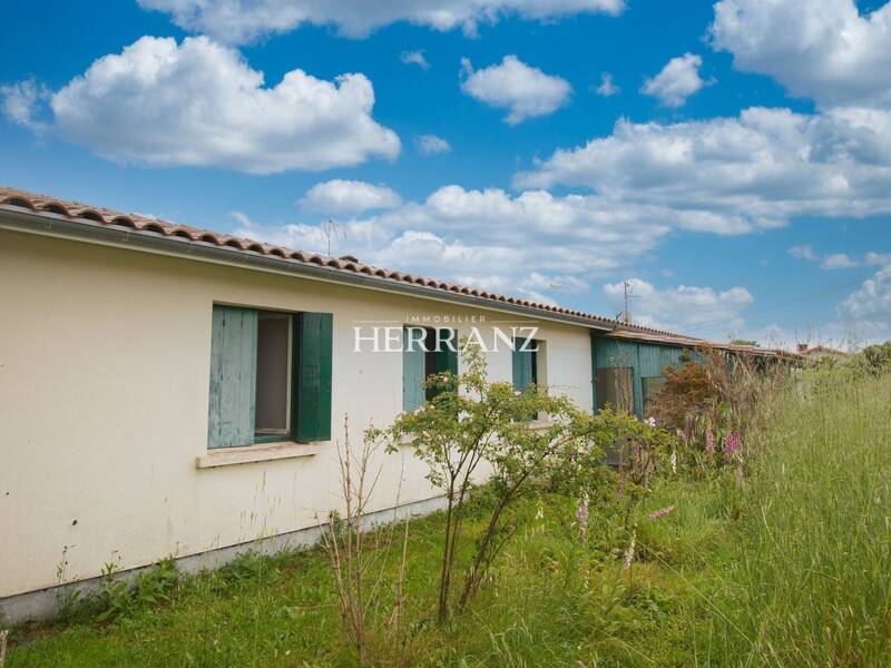 Maison à vendre, 124m², LES EGLISOTTES ET CHALAURES