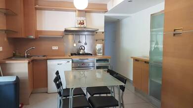 Appartement à louer 1 400 € 3 pièces 2 chambres 47,3 m² RDC La Cadière-d'Azur 83740