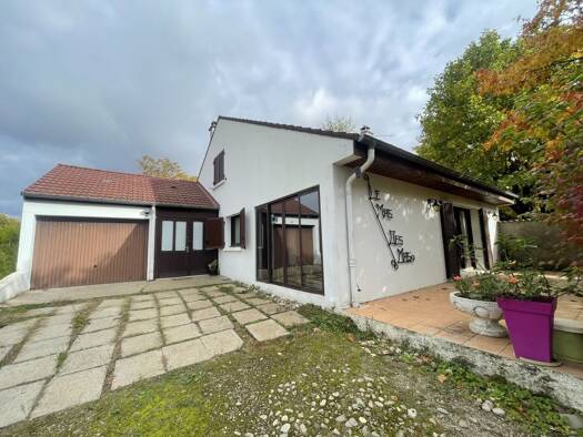 Maison à vendre 263 000 € 6 pièces 5 chambres 149,8 m² 2 463 m² de terrain Aingeray 54460