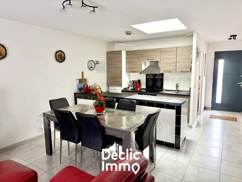 Maison à vendre, 65m², SURGERES