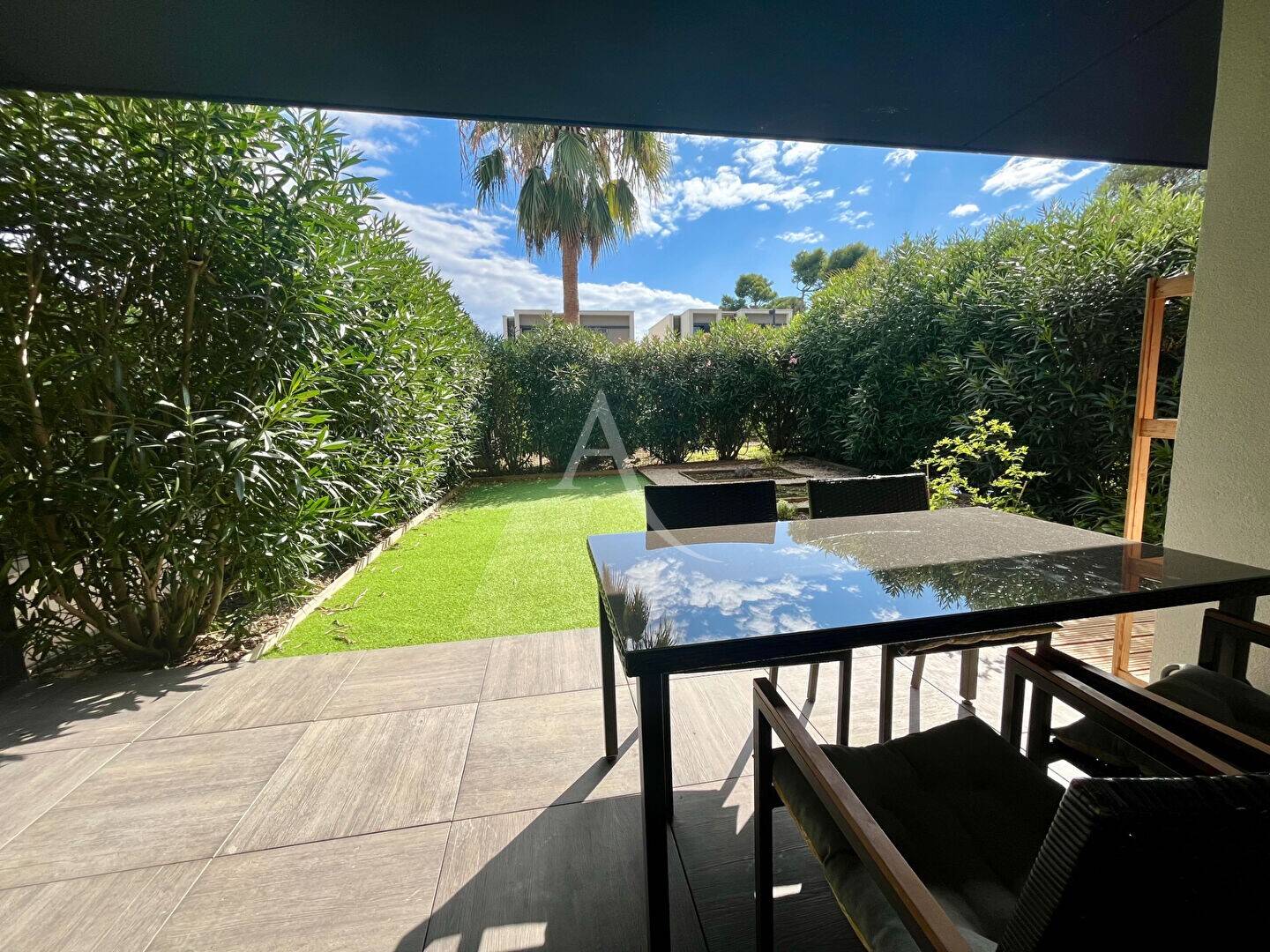 Maison à louer, 42m², ANTIBES
