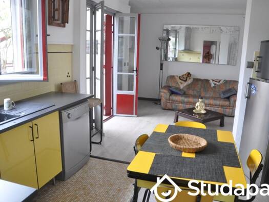 Colocation à louer - logement étudiant 680 € 1 pièce 1 chambre 10 m² RDC/2 Delaune Villejuif 94800
