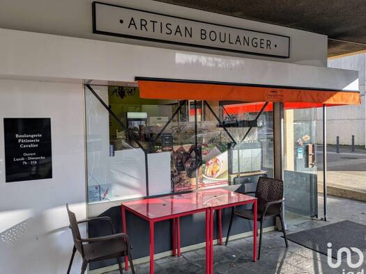 Local commercial à vendre 121 000 € 30 m² de surface de vente Ville Haute-Centre Montereau-Fault-Yonne 77130