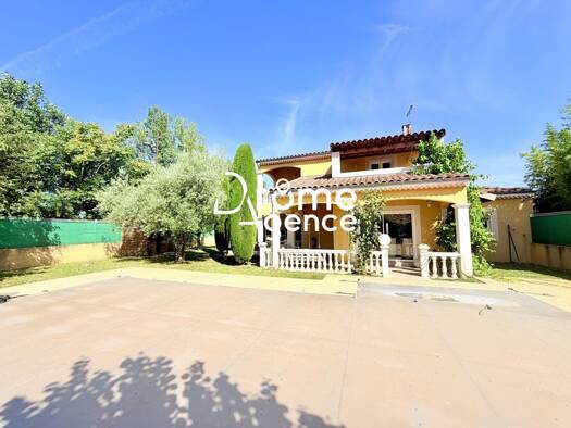 Maison à vendre 466 000 € 6 pièces 5 chambres 148,5 m² 700 m² de terrain Malissard 26120