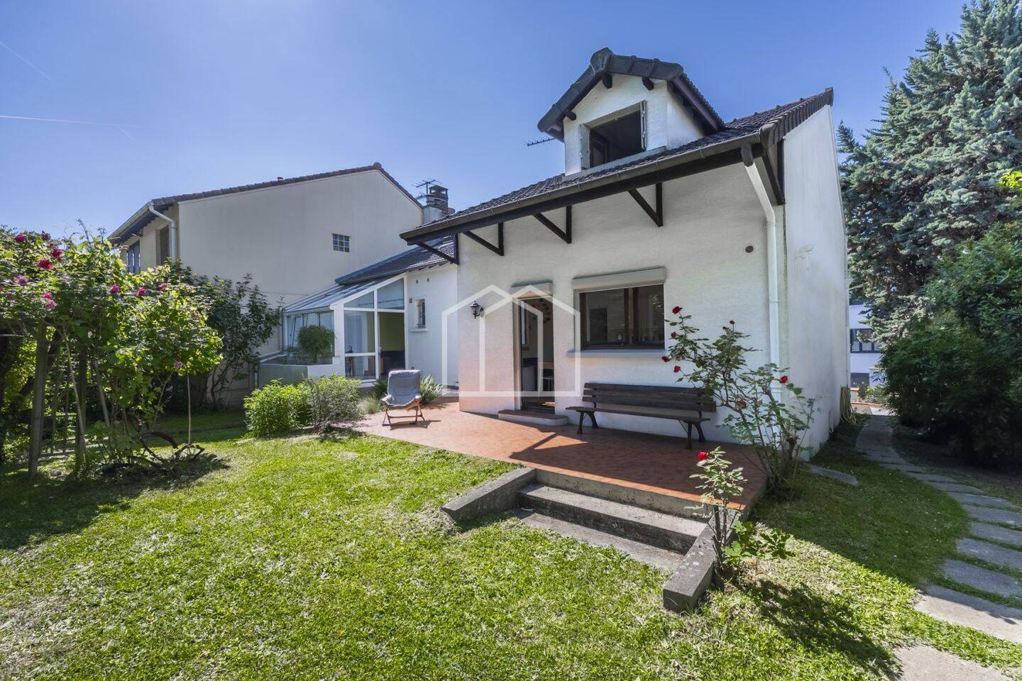 Maison à vendre, 215m², SURESNES
