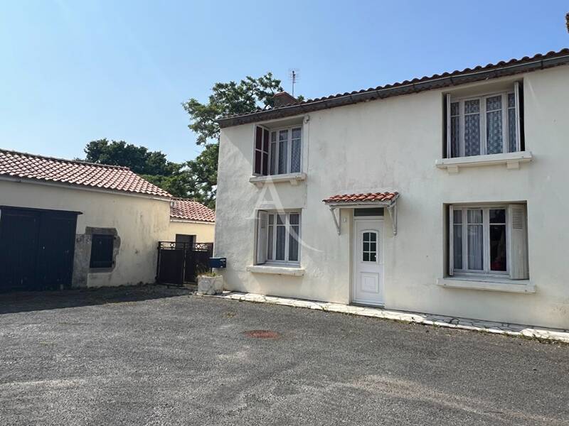 Maison à vendre, 113m², GROSBREUIL